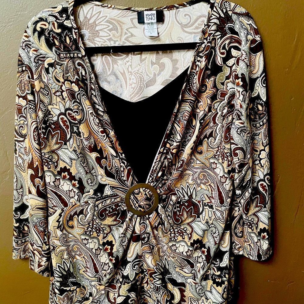 Studio 1940 top 